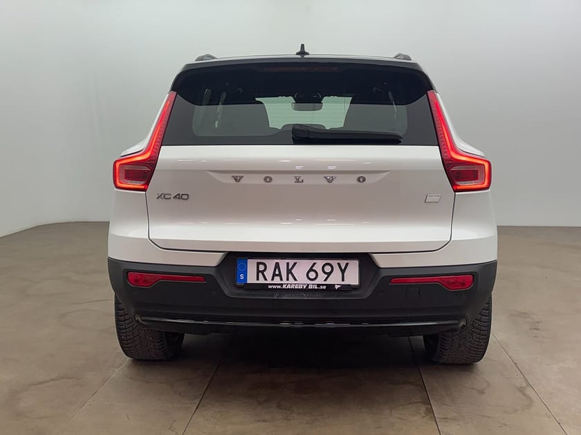 Bild 4 av Volvo XC40 Recharge Plus Edition Backkamera Navi