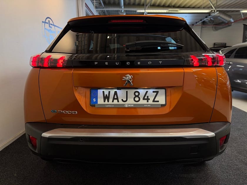 Bild 4 av Peugeot e-2008 Allure 50kWh | Vhjul | Nyservad | Batterigaranti