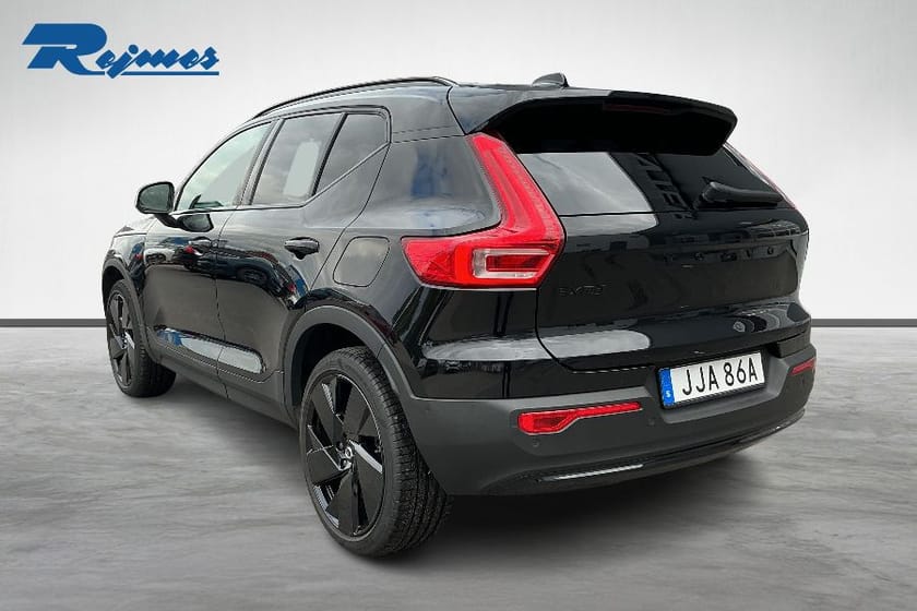 Bild 2 av Volvo EX40 Twin Motor Performance M Ultra Black Edt