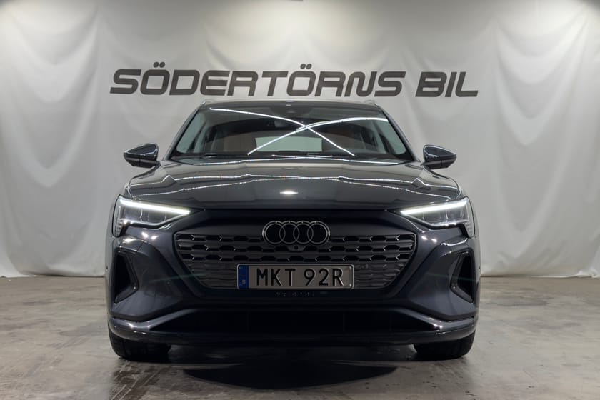 Bild 4 av Audi Q8 50 e-tron quattro 360 KAMERA LÄDER MOMSBIL