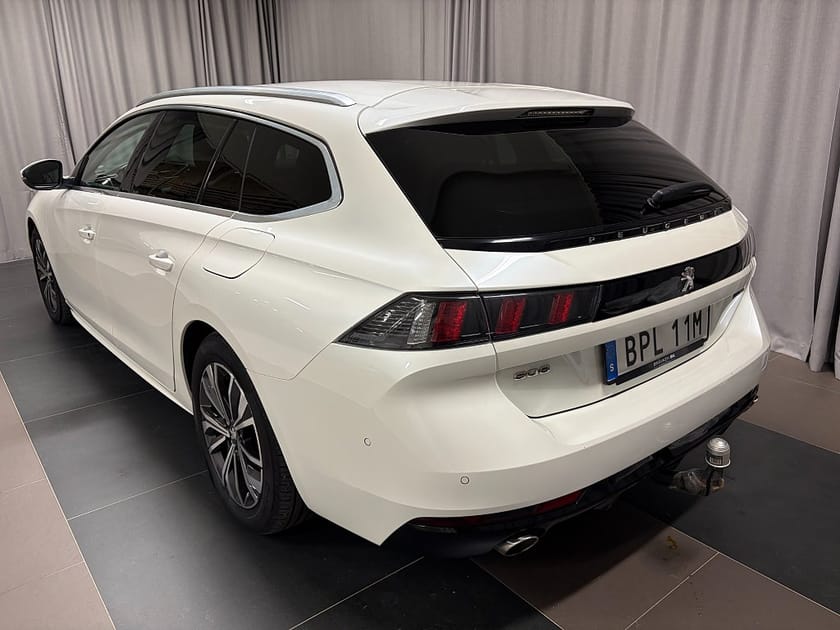 Bild 3 av Peugeot 508 SW Hybrid ALLURE 225 AUT Inkl. Dragkrok Vinterhjul