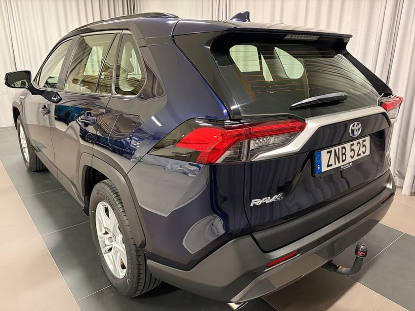 Bild 4 av Toyota RAV4 Hybrid AWD-i Active komfortpaket Inkl. Dragkrok