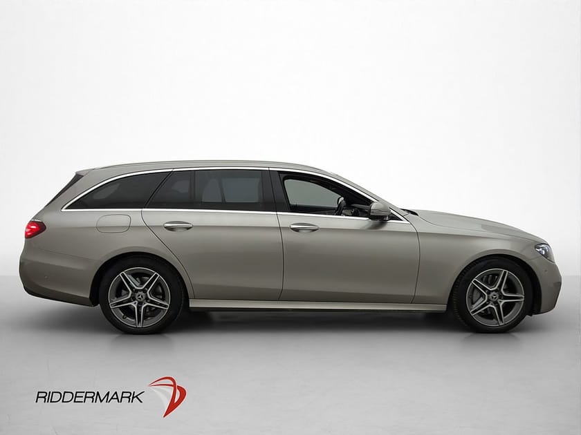 Bild 4 av Mercedes-Benz E 220 T d 4MATIC 4M AMG Pano Burm Wide Skinn Drag 360