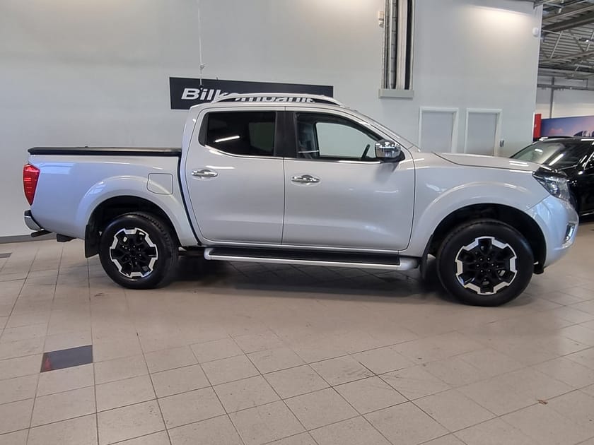 Bild 2 av Nissan Navara Dubbelhytt 2.3 dCi Tekna 190hk D-värmare, 360kamera