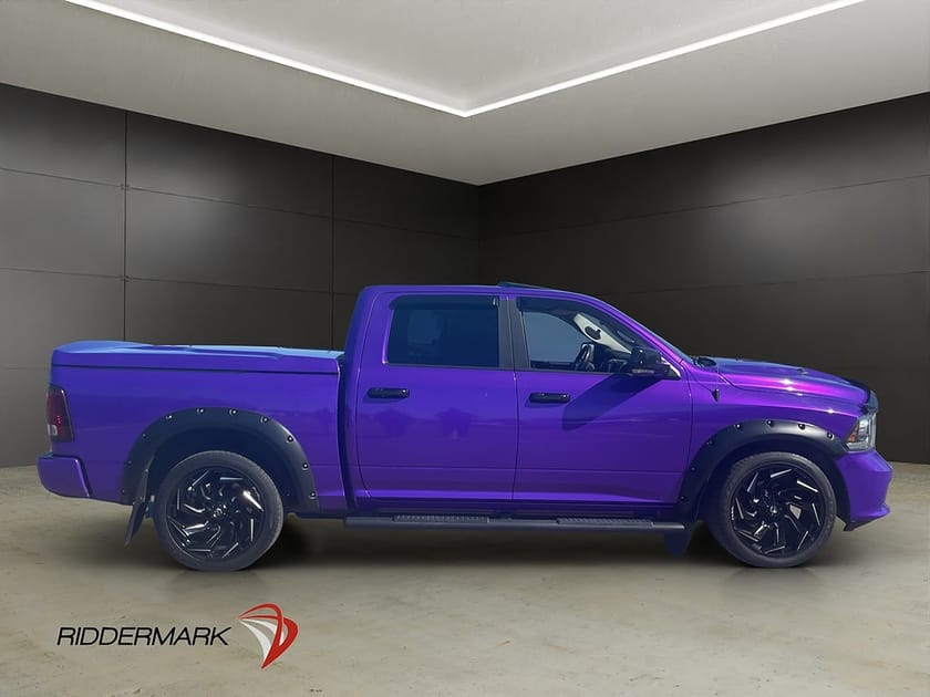Bild 2 av RAM 1500 Crew Cab Dodge Sport V8 4x4 Värmare Drag Skinn Taklucka STUK