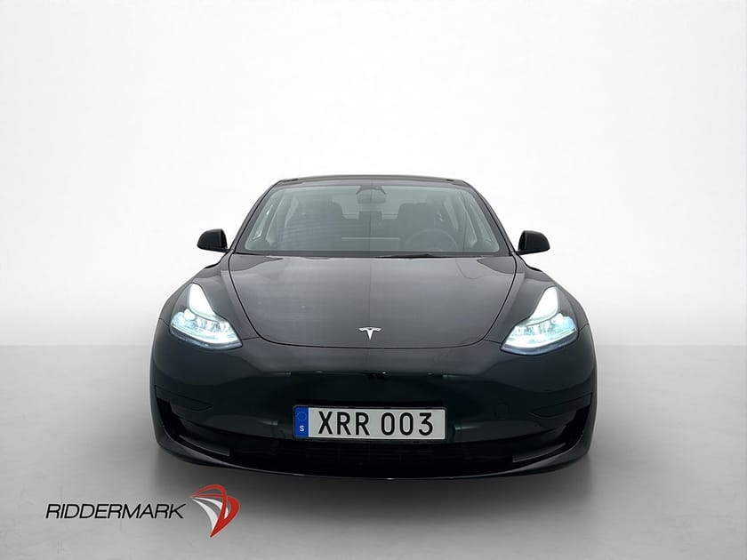 Bild 3 av Tesla Model 3 Standard Range RWD Svensksåld MOMS Panorama