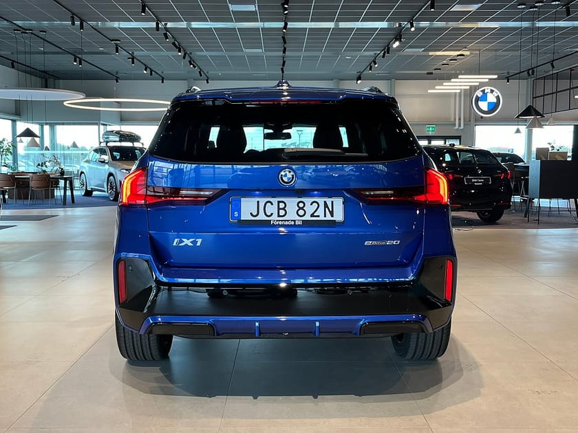 Bild 5 av BMW iX1 eDrive20 M Sport D/A Plus Harman/Kardon Dragkrok