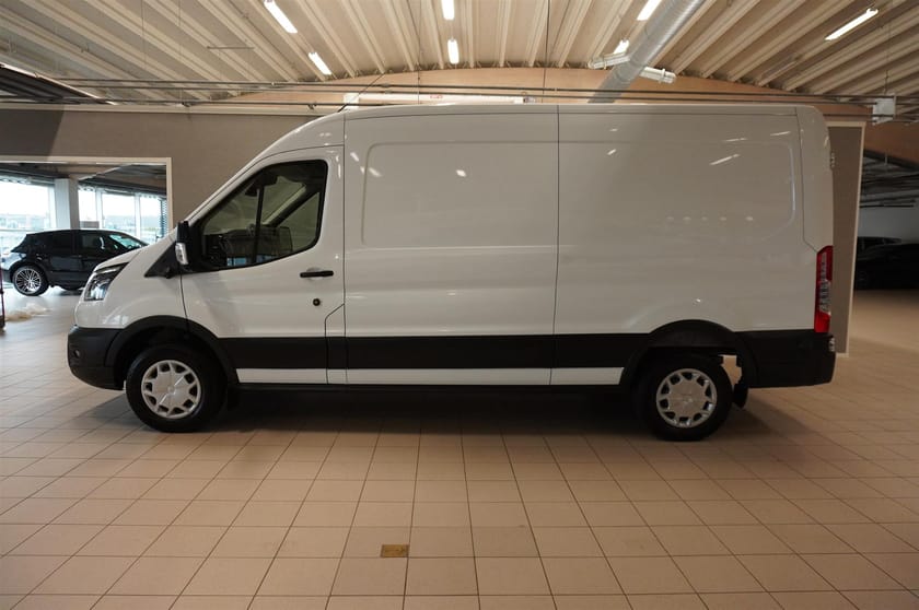 Bild 2 av Ford E-Transit 350 Skåp Trend L3 Drag 360°