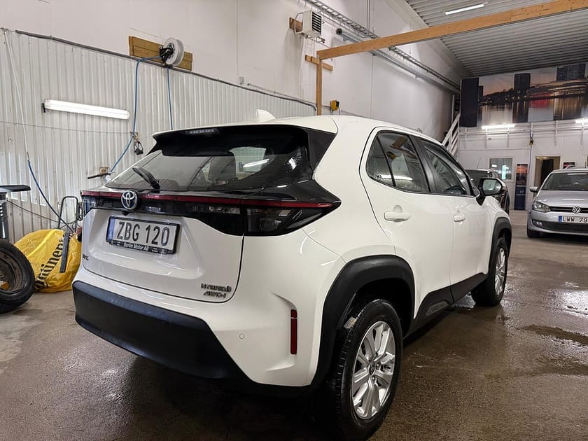 Bild 3 av Toyota Yaris Cross Hybrid AWD-i