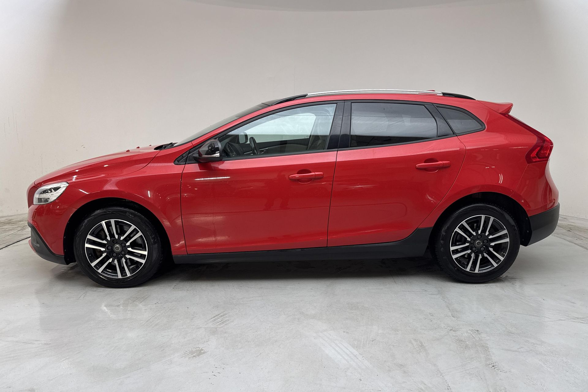Volvo V40 Cross Country D3 2017, bild 2/10