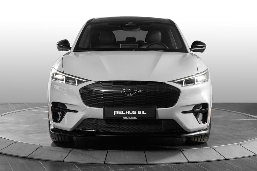 Bilde 3 av Ford Mustang Mach-E GT - Space White - 8 år Garanti