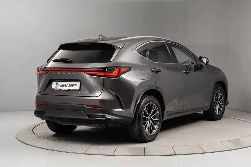 Bilde 4 av Lexus NX 450h+