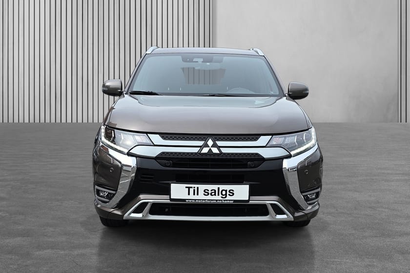 Bilde 2 av Mitsubishi Outlander PHEV | Instyle+ | 360 | Skinn | Krok