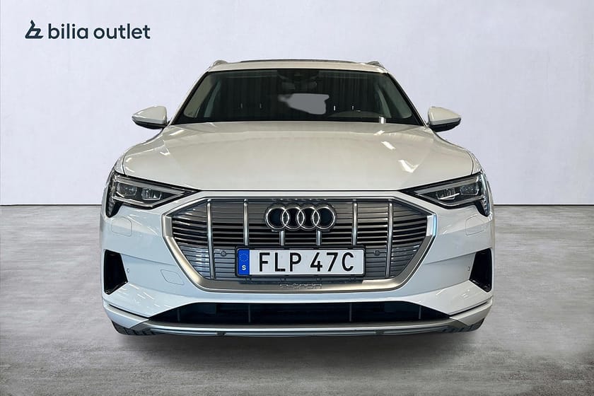 Bild 3 av Audi e-tron 50 quattro 313hk Cockpit Panorama Drag B-kamera Carplay