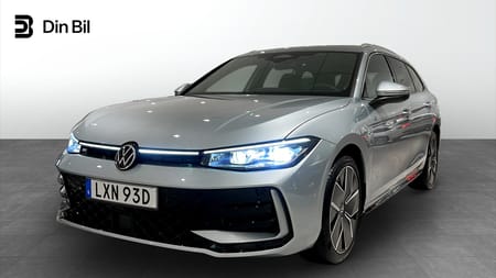 Volkswagen Passat Variant eHybrid R-Line DSG Drag/P-värmare/Panorama