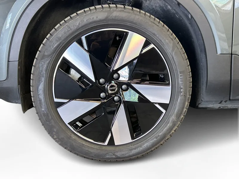 Bild 15 av 15 – Volvo EX40 Single Motor Extended Range ExtendedRange Plus SE Plus Special Edition