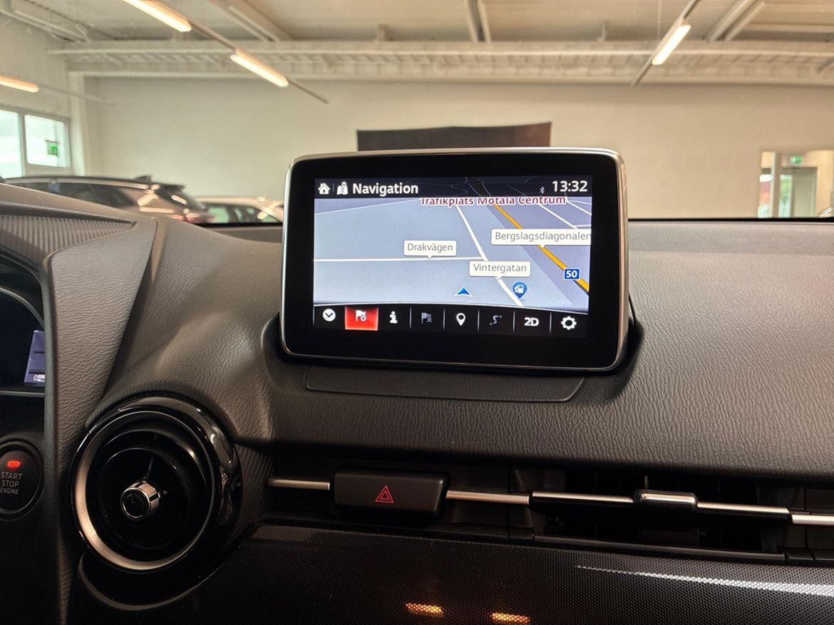 Mazda Mazda 2 — bild 18