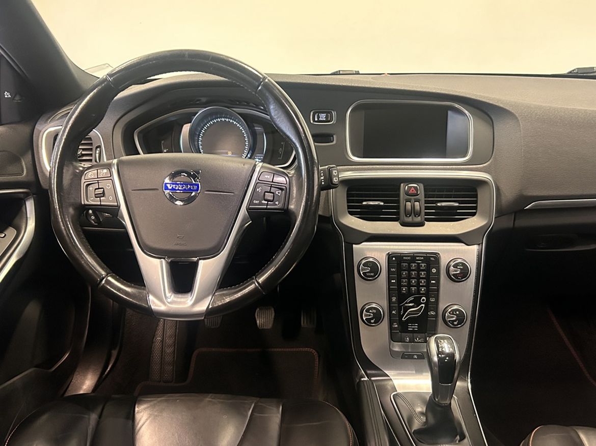 Volvo Volvo V40 — bild 9
