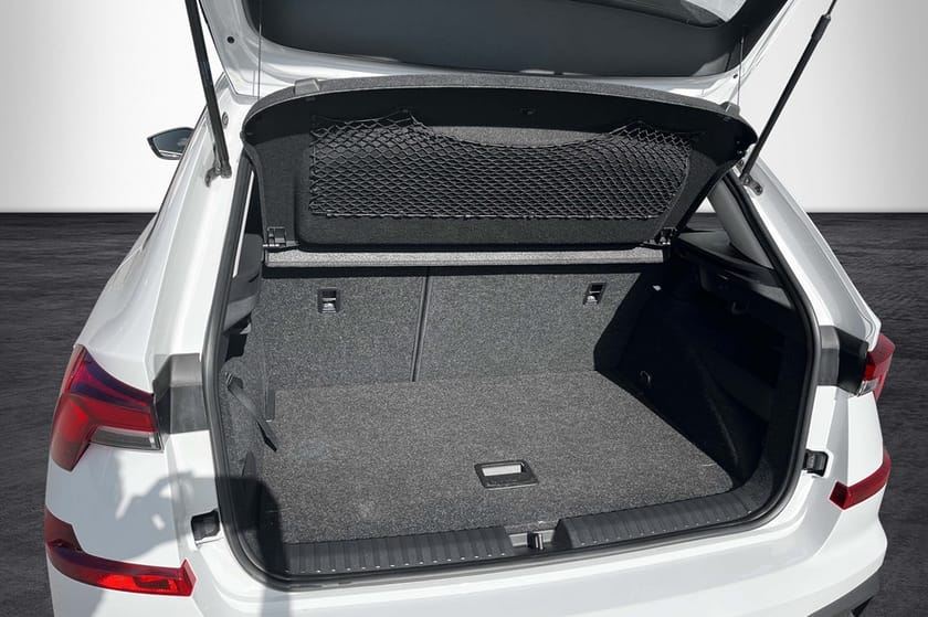 Bild 5 av Škoda Kamiq SELECTION 1,0 TSI DSG, Backkamera