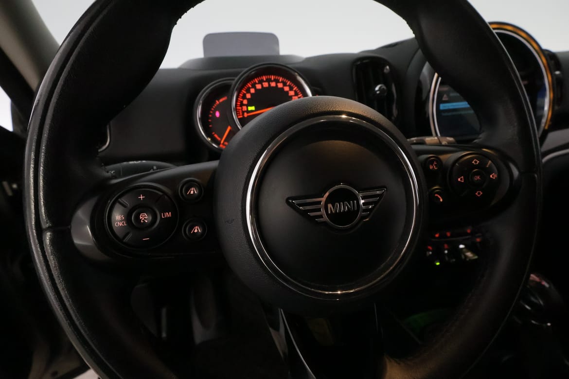 MINI Countryman 2020 - miniatyr 16
