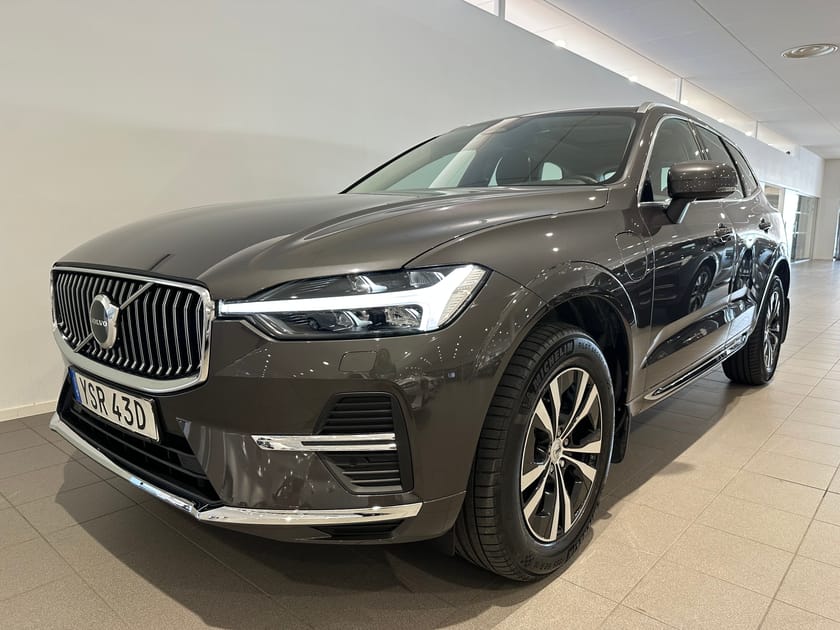Bild 1 av Volvo XC60 T6 Core Nordic Edition / Backkamera / Dragkrok / Panoramatak / Navigation /