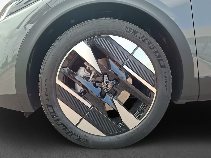 Bild 5 av Peugeot 408 Hybrid 145 GT A 5-d FL
