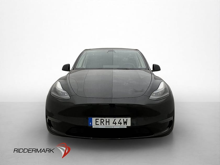 Bild 3 av Tesla Model Y Long Range AWD Drag Pano AP Värmepump