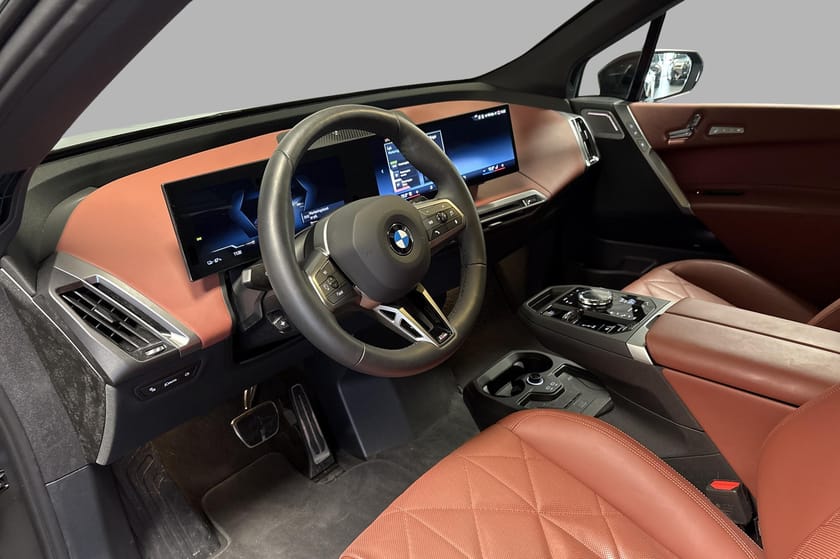 Bilde 5 av BMW iX xDrive60 M-sport Pro, SuperCharged, B&W, Soft-close,