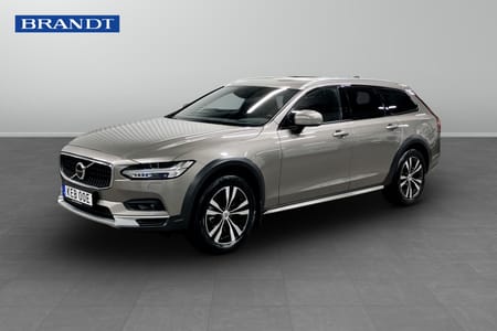 Volvo V90 Cross Country