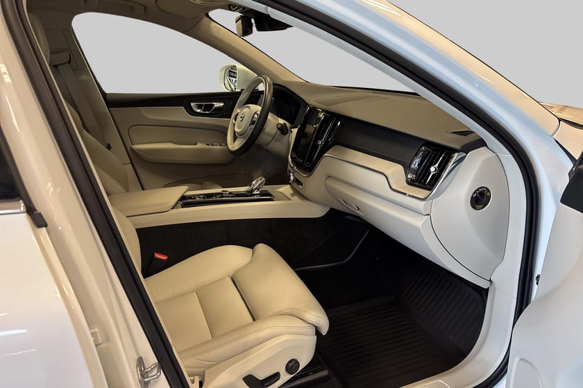 Bild 5 av Volvo XC60 B4 250hk Inscription AWD Aut