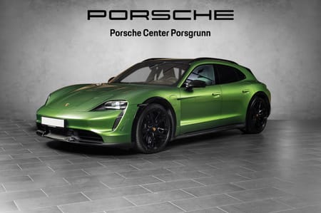 Porsche Taycan Turbo S Cross Turismo