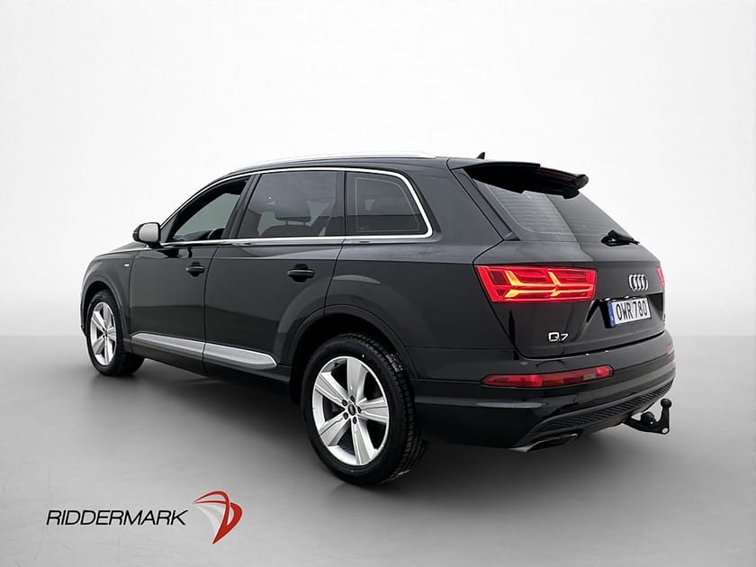 Bild 4 av Audi Q7 3.0 TDI Q S-Line 7-Sits Cockpit BOSE Dragkrok Navi