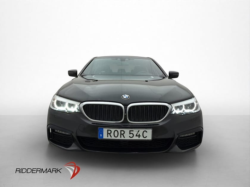 Bild 2 av BMW 530e iPerformance Sedan 252hk M Sport H/K Sportbromsar 360° Skinn