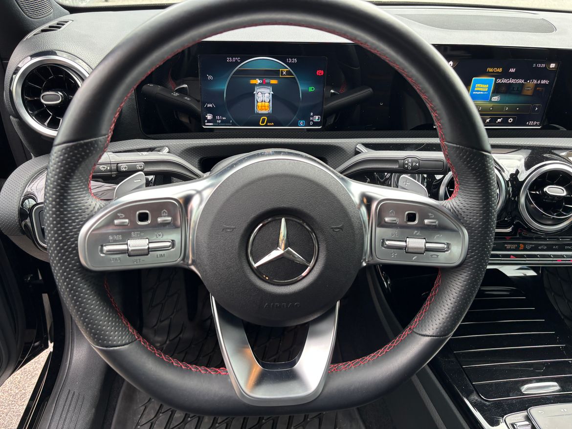 Mercedes-Benz A-Klass 2021 - miniatyr 9