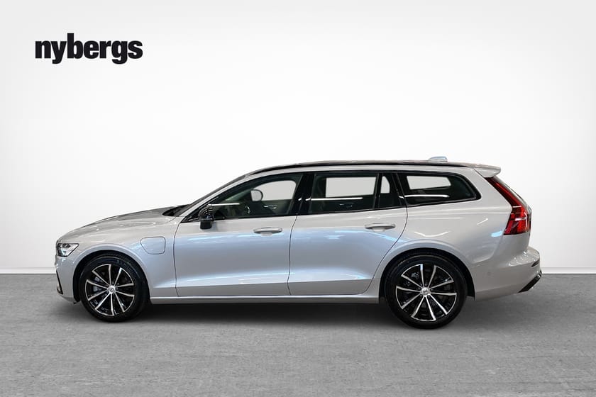 Bild 2 av Volvo V60 T6 Plus Dark Edition, 360 kamera, rattvärme, BLIS