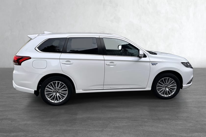 Bilde 4 av Mitsubishi Outlander PHEV Instyle+ | KROK | 360KAM | ACC | EL.BAKLUKE |