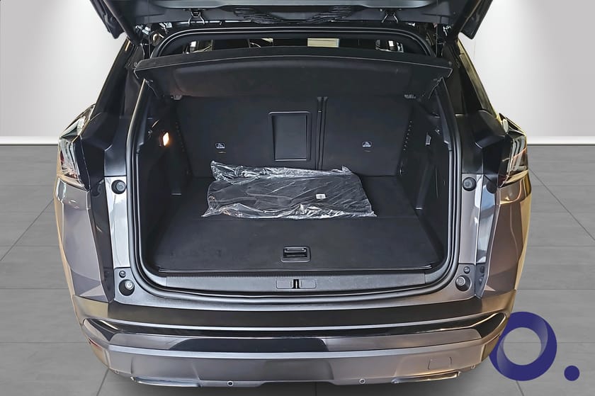 Bilde 5 av Peugeot 3008 HYBRID4 300 GT PHEV hk, 4x4, Black Edition, Adaptiv cruise