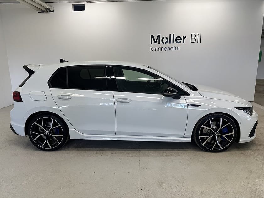 Bild 2 av Volkswagen Golf R VIII 2.0 TSI 320 HK DSG7