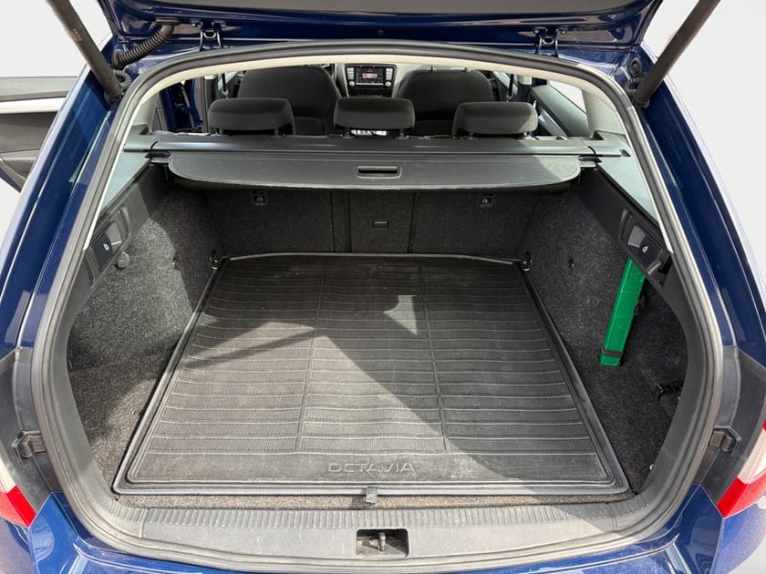 Bild 3 av Škoda Octavia Kombi COM AMBIT TSI 115 DSG AMB TS85/1.0 A