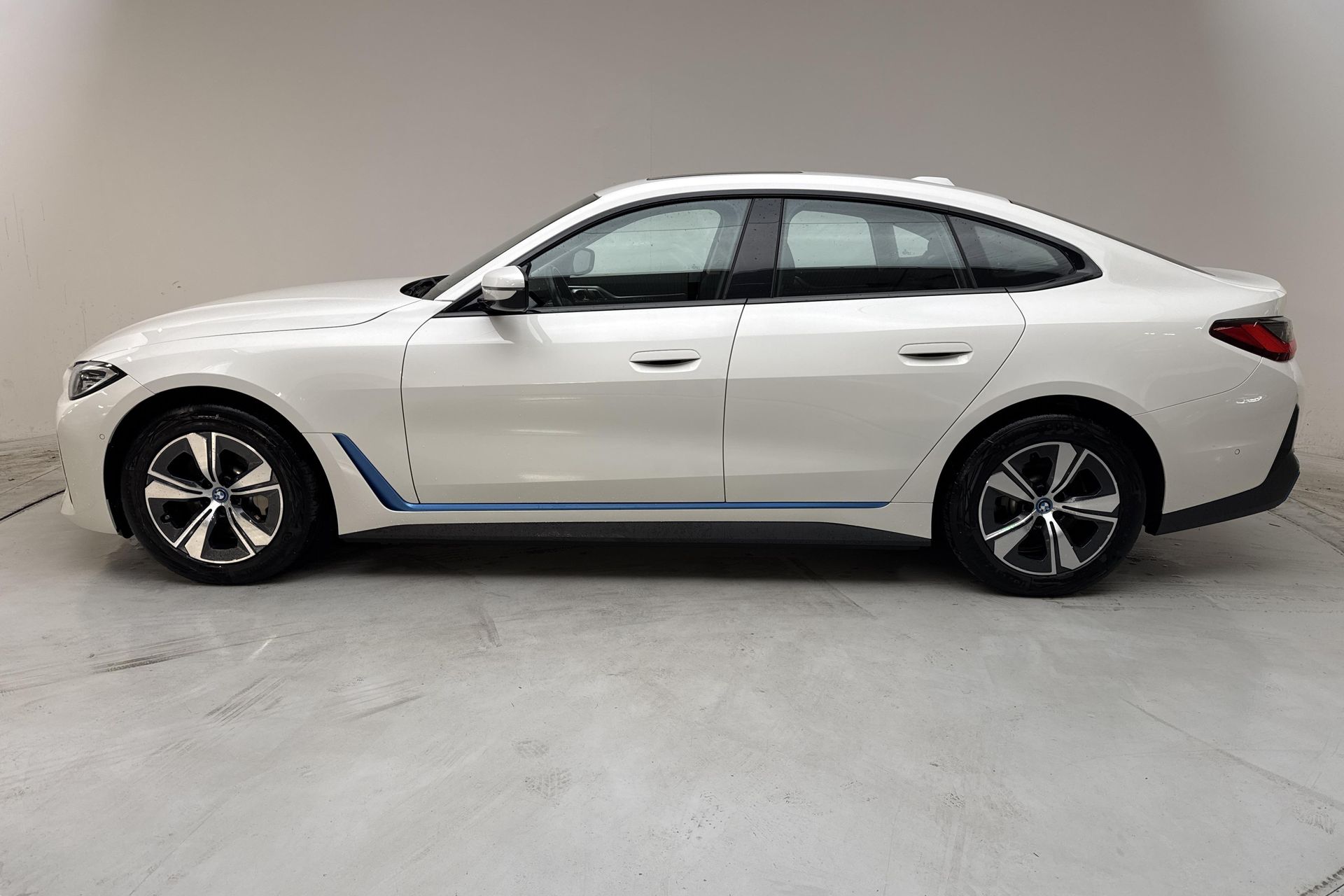 BMW i4 40 2024, bild 2/10