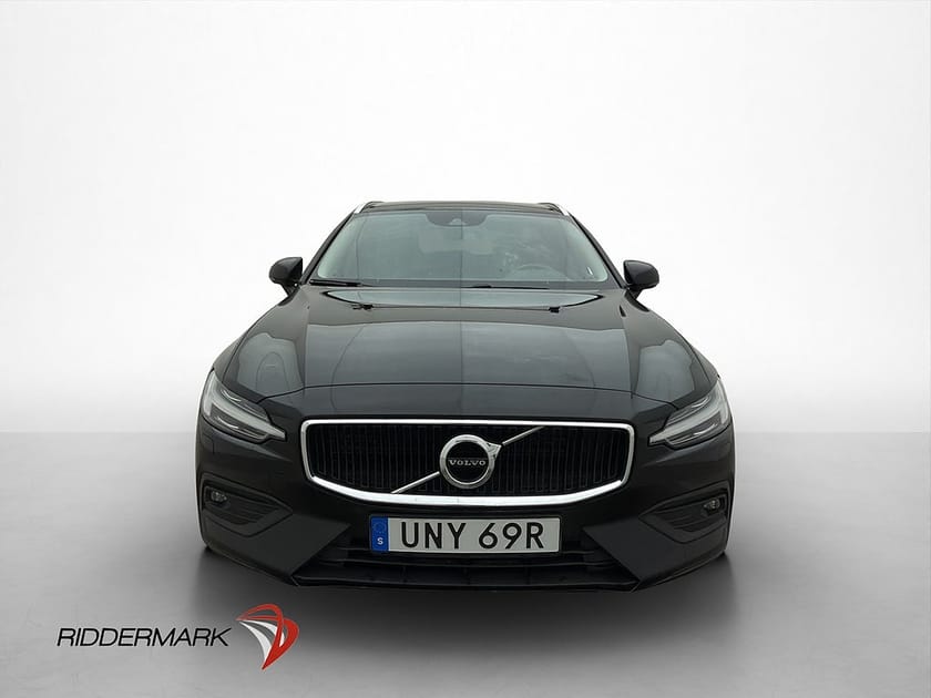 Bild 2 av Volvo V60 B4 197hk Momentum Adv CarPlay VOC Drag Fullservad