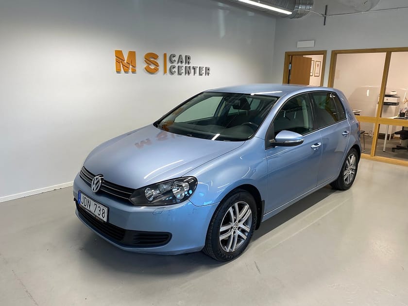 Bild 1 av Volkswagen Golf 5-dörrar 1.6 TDI DPF BMT M-värme Nybes Nyservad