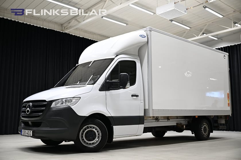 Bild 1 av Mercedes-Benz Sprinter 316 CDI Chassi 163HK Automat|Volymskåp|BG-Lyft|Webasto|Leasbar