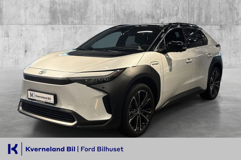 Bilde 1 av Toyota bZ4X AWD Executive Bitone, Topputsyrt, Krok, JBL, Soltak++