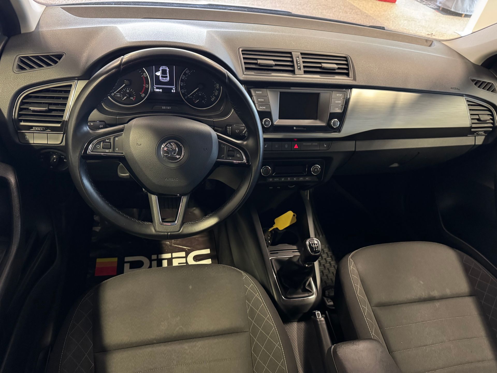 Skoda Fabia 1.2 TSI 2015, bild 8/8