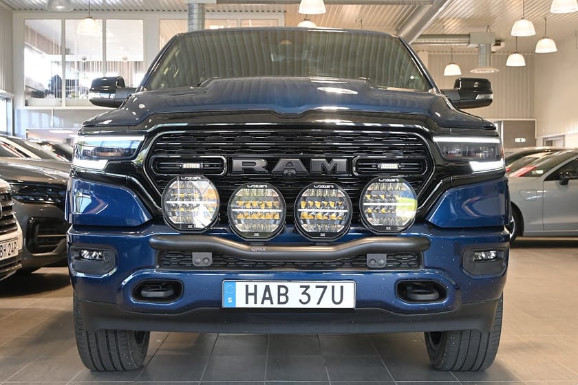 Bild 5 av RAM 1500 Crew Cab 5.7 V8 HEMI Flex Fuel 4x4 Limited Night