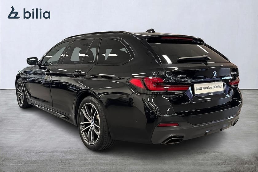 Bild 2 av BMW 530e xDrive Touring M-sport | Drag | HiFi | Backkamera