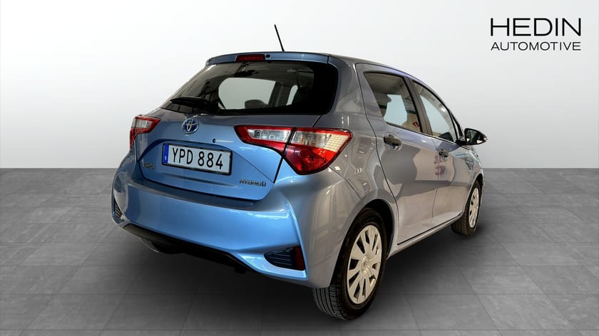 Bild 2 av Toyota Yaris Hybrid e-CVT 101hk Automat Ledramp M-värmare