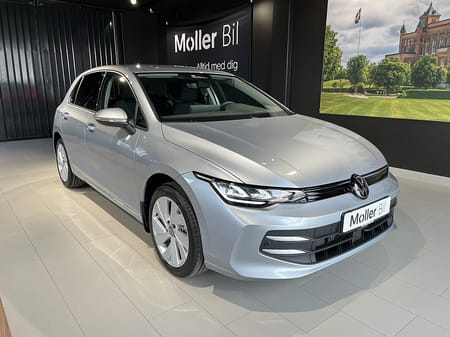 Volkswagen Golf Life Edition - Leasa fr: 3495kr/mån