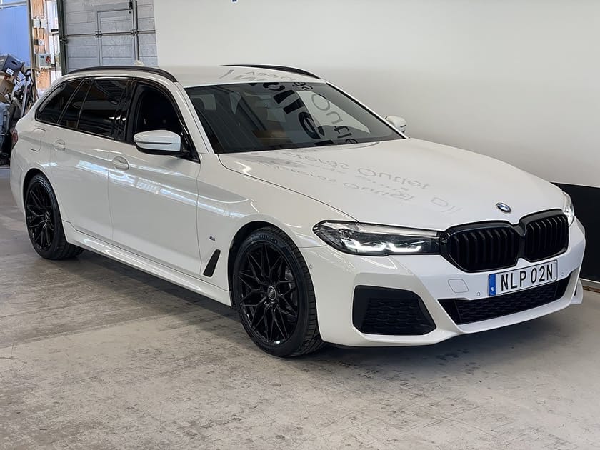 Bild 1 av BMW 520d xDrive Touring 520 M-Sport 190hk Drag Värmare Cockpi